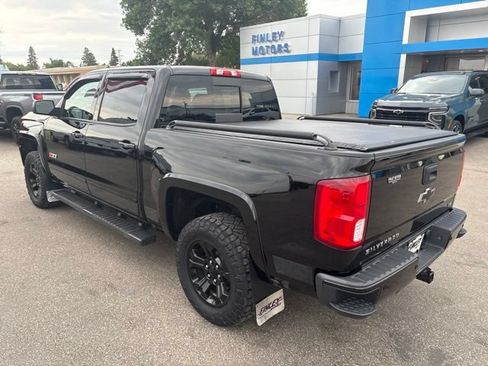 Used 2018 Chevrolet Silverado 1500 LTZ Z71 w/ LTZ Plus Package AWD/4WD image 9