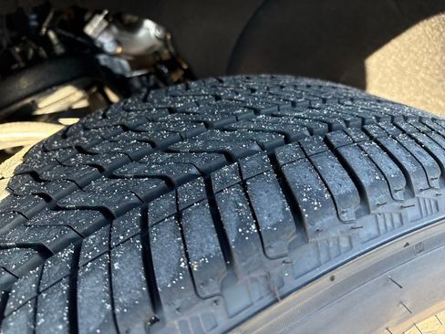 Used 2026 Chevrolet Suburban RST w/ Comfort Package image 35