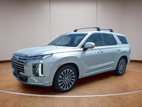 Used 2025 Hyundai Palisade Calligraphy AWD/4WD image 3