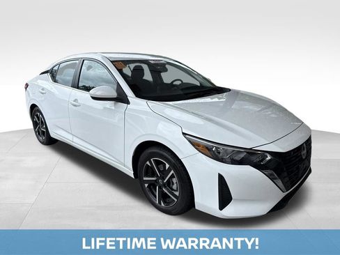 Used 2025 Nissan Sentra SV FWD image 4