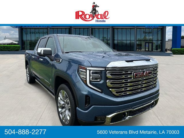 Used 2025 GMC Sierra 1500 Denali AWD/4WD image 1