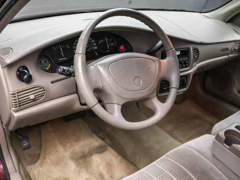 Used 2001 Buick Century Custom w/ Premium Pkg image 9