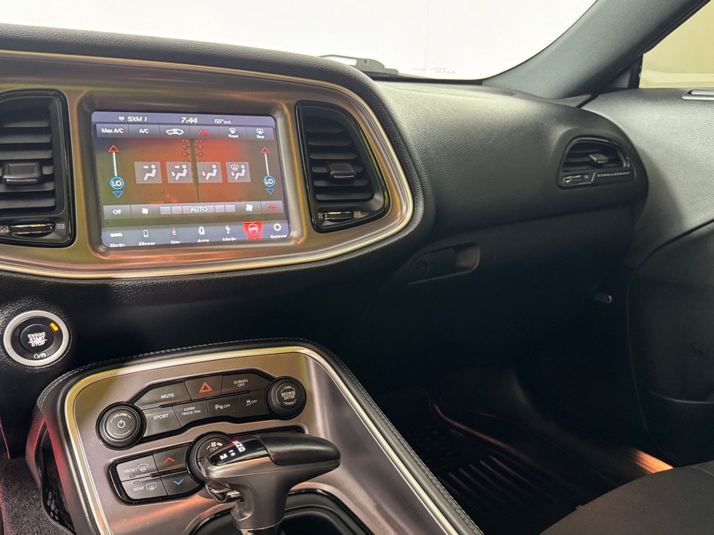 Used 2019 Dodge Challenger GT RWD image 15