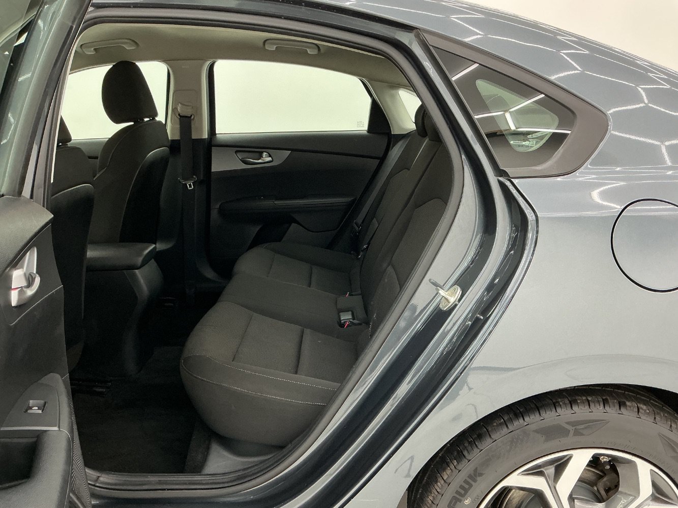 Used 2020 Kia Forte LXS FWD image 20