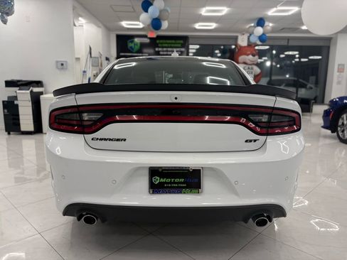 Used 2023 Dodge Charger GT w/ Blacktop Package image 11