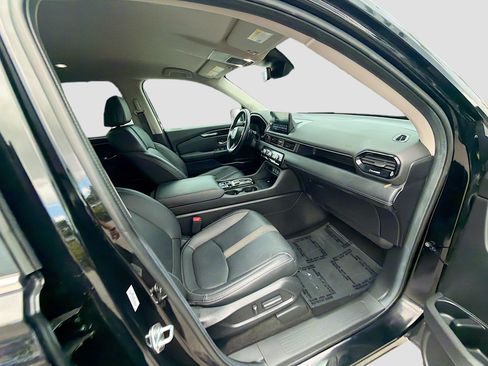 Used 2024 Honda Pilot EX-L image 31
