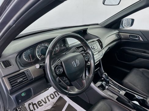 Used 2017 Honda Accord Sport Special Edition image 9