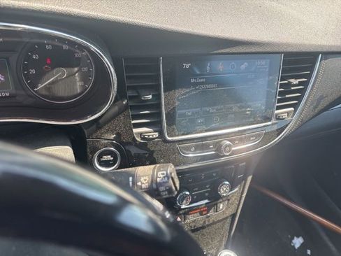 Used 2019 Buick Encore Preferred image 4