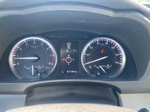Used 2016 Toyota Highlander Limited w/ Driver Technology Package AWD/4WD image 6
