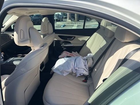 Used 2026 Mercedes-Benz E 350 Sedan image 19