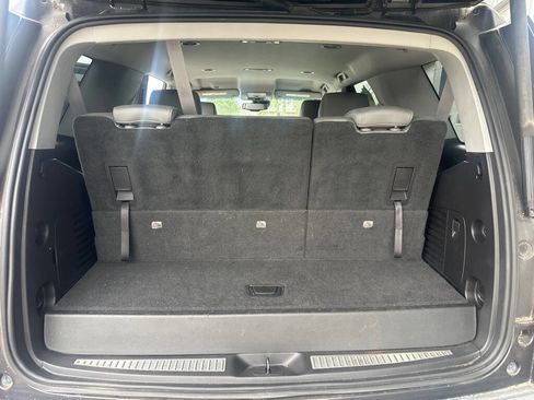 Used 2015 Chevrolet Tahoe LT RWD image 8