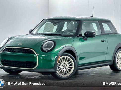 Used 2025 MINI Cooper 2-Door Hardtop image 1