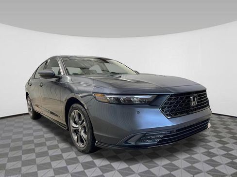 New 2026 Honda Accord EX-L image 9