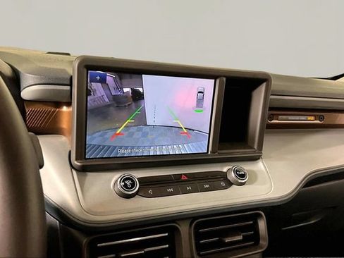 Used 2024 Ford Maverick Lariat FWD image 14