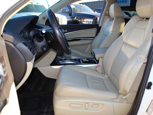 Used 2017 Acura MDX SH-AWD image 9
