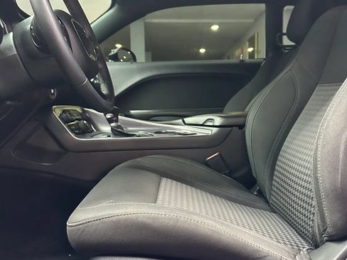 Used 2018 Dodge Challenger SXT RWD image 11