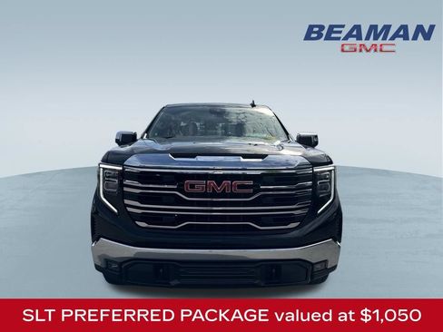 Used 2024 GMC Sierra 1500 SLT w/ SLT Premium Package AWD/4WD image 2
