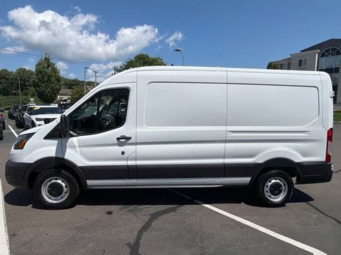 Used 2025 Ford Transit 150 148 Medium Roof RWD image 4