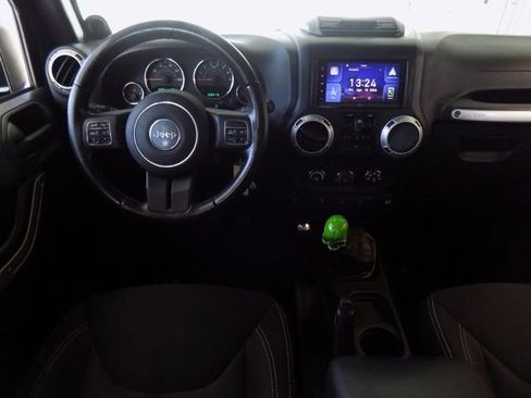 Used 2014 Jeep Wrangler Unlimited Sahara w/ Connectivity Group image 14