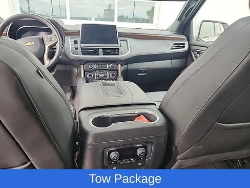 Used 2024 Chevrolet Suburban High Country AWD/4WD image 17