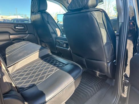 Certified 2021 Chevrolet Silverado 2500 LTZ w/ LTZ Plus Package image 9