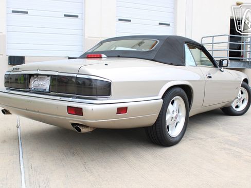 Used 1995 Jaguar XJS 4.0 Convertible image 23