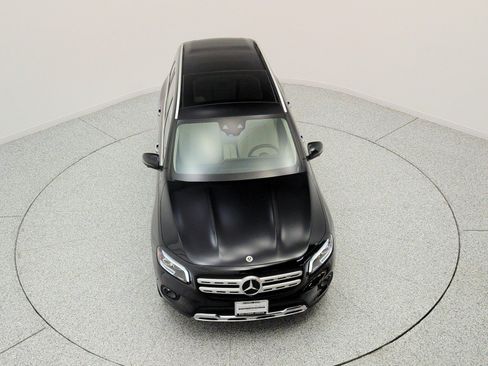 Used 2023 Mercedes-Benz GLB 250 image 24
