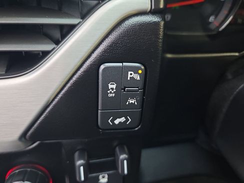 Used 2016 GMC Yukon SLT w/ Open Road Package image 27