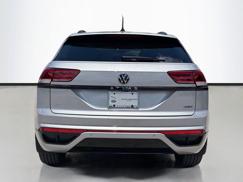 Used 2023 Volkswagen Atlas Cross Sport SEL R-Line AWD/4WD image 4