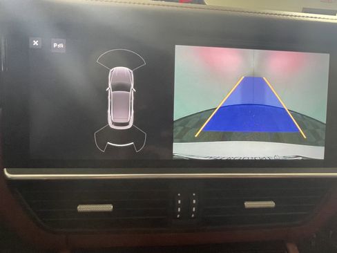 Used 2020 Porsche Cayenne S image 24