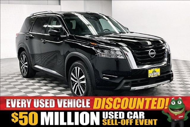 Used 2025 Nissan Pathfinder Platinum AWD/4WD image 1