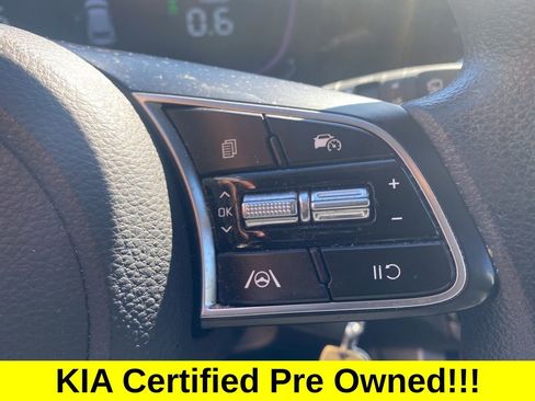 Certified 2024 Kia Seltos LX image 3