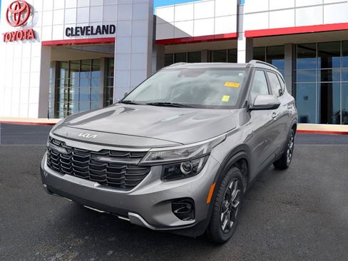 Used 2024 Kia Seltos S FWD image 3