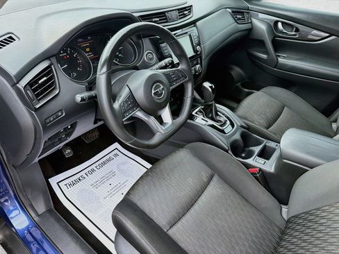 Used 2018 Nissan Rogue SV FWD image 24