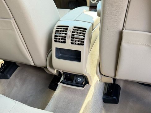 Used 2011 Mercedes-Benz GLK 350 4MATIC image 44