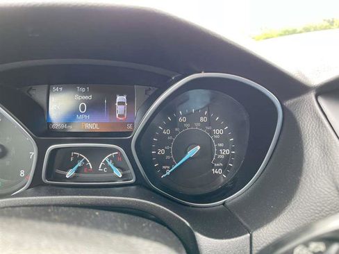 Used 2018 Ford Focus SE FWD image 16