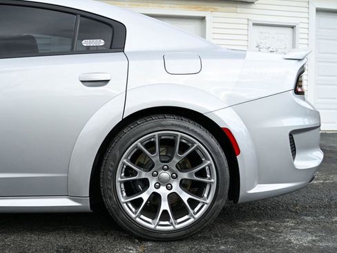 Used 2020 Dodge Charger SRT Hellcat w/ Navigation & Travel Group image 5