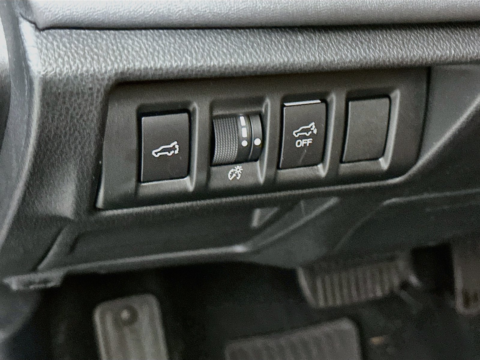 Used 2020 Subaru Outback Touring XT AWD/4WD image 11