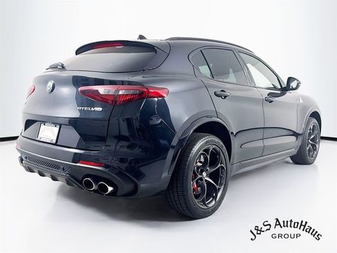 Used 2022 Alfa Romeo Stelvio Quadrifoglio w/ Active Assist Plus Package AWD/4WD image 7