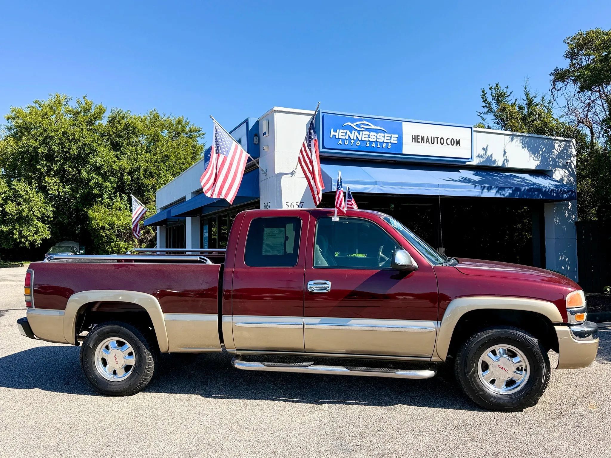 Used 2003 GMC Sierra 1500 SLE w/ Off-Road Package AWD/4WD image 5