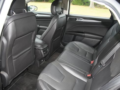 Used 2014 Ford Fusion Titanium FWD image 15