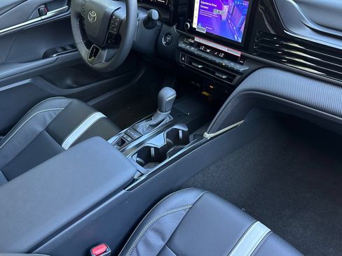 New 2026 Toyota Camry SE FWD image 18