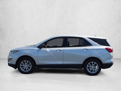 Used 2019 Chevrolet Equinox LS FWD image 8