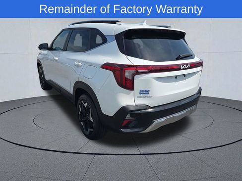 Used 2024 Kia Seltos EX AWD/4WD image 4