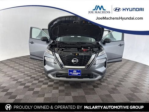 Used 2023 Nissan Rogue S image 13