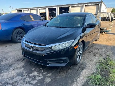 Used 2017 Honda Civic LX image 2
