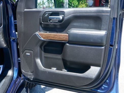Used 2019 Chevrolet Silverado 1500 High Country AWD/4WD image 44