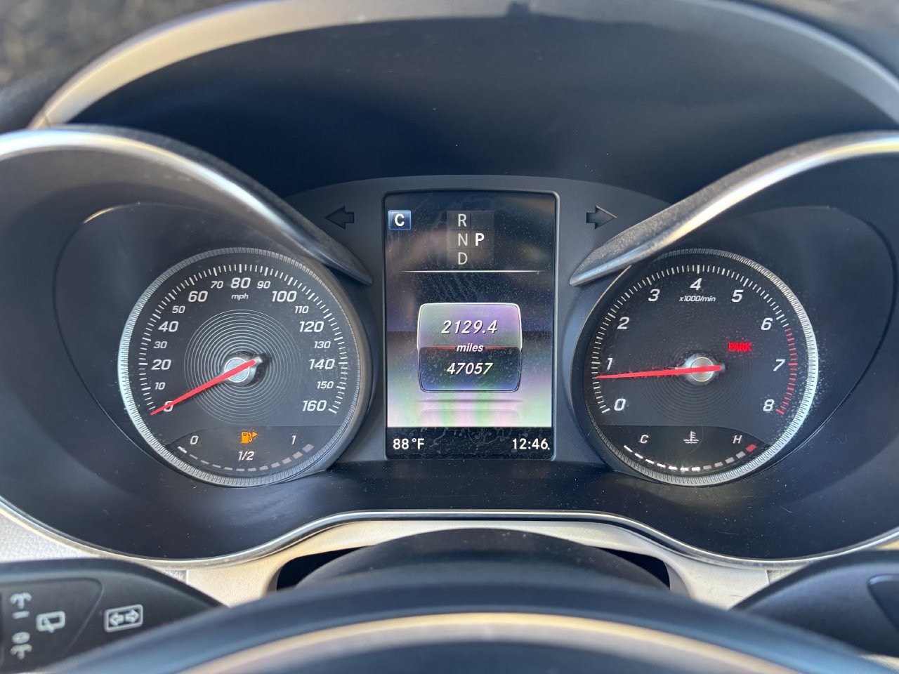 Used 2019 Mercedes-Benz GLC 300 4MATIC image 27