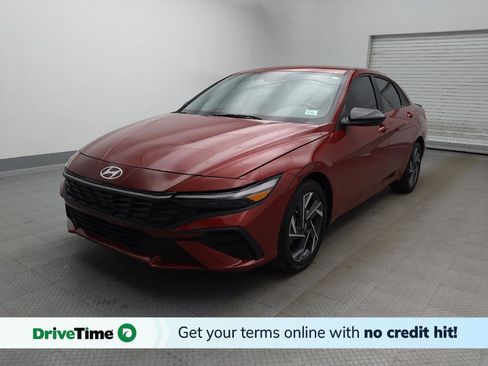 Used 2025 Hyundai Elantra Sport FWD image 1