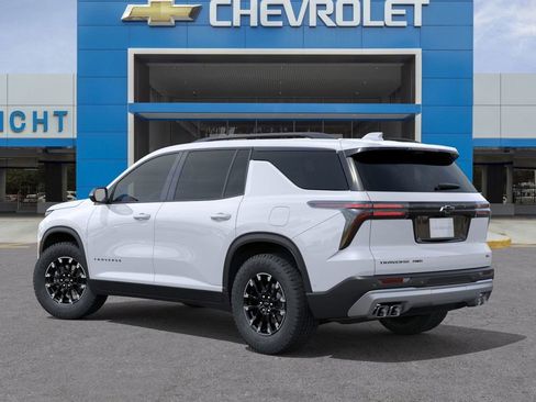 New 2026 Chevrolet Traverse Z71 w/ Enhanced Driving Package AWD/4WD image 3